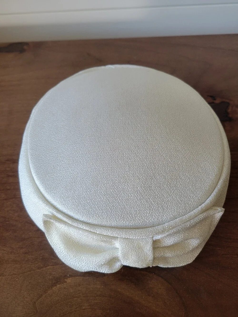 Vintage Ivory Pillbox Hat with Bow Cream Bridal Wedding Church Fascinator